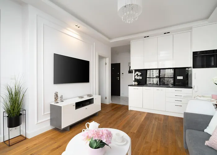Golden Apartments Warsaw - Luxury One Bedroom - Grzybowska 85-220